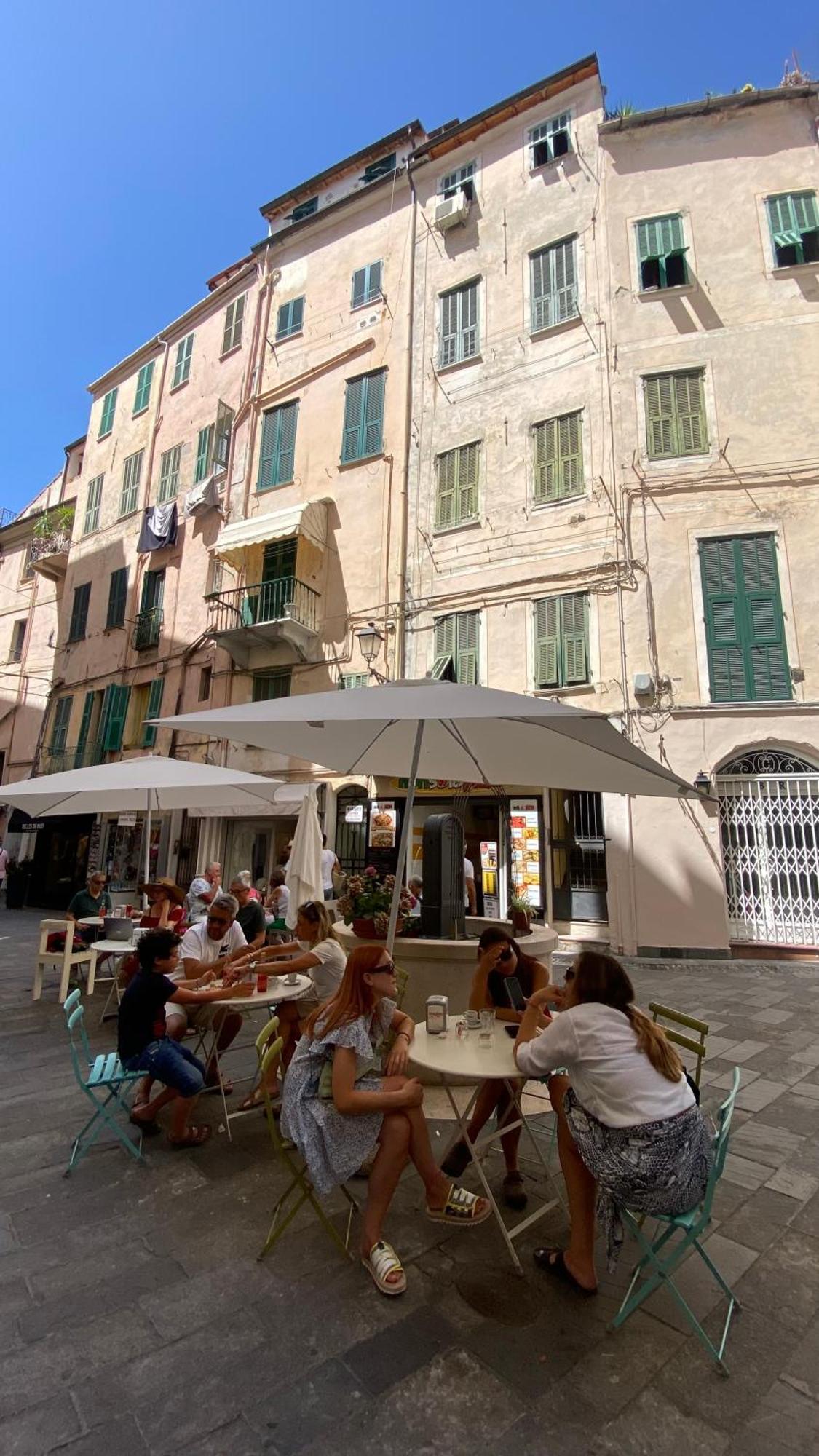 Villa I Tetti Di Via Corradi San Remo Exterior foto